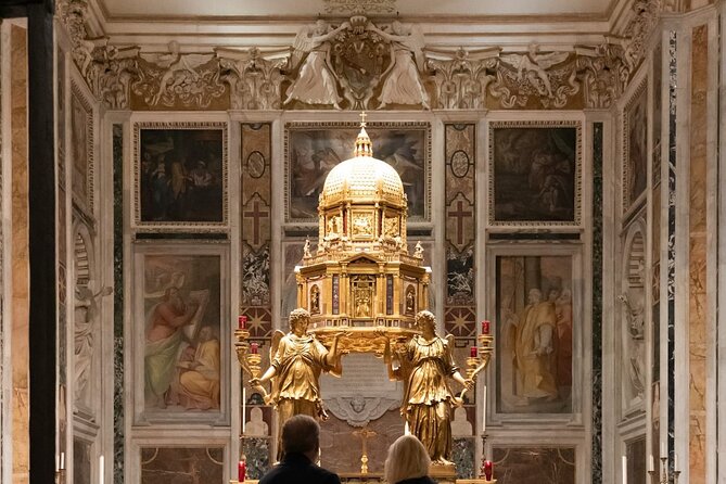 Santa Maria Maggiore Upper Areas Open Time Skip the Line ticket - Bernini’s elegant spiral staircase: travertine ascent