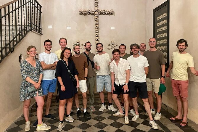 Secrets of Rome - The dark side Small Group Walking Tour - Via del Banco di Santo Spirito: The Executioner Story Beats
