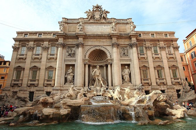Secrets of Rome Walking Tour of Rome’s Most Popular Sites - Trevi Fountain in real time: learning the story while you wait your turn