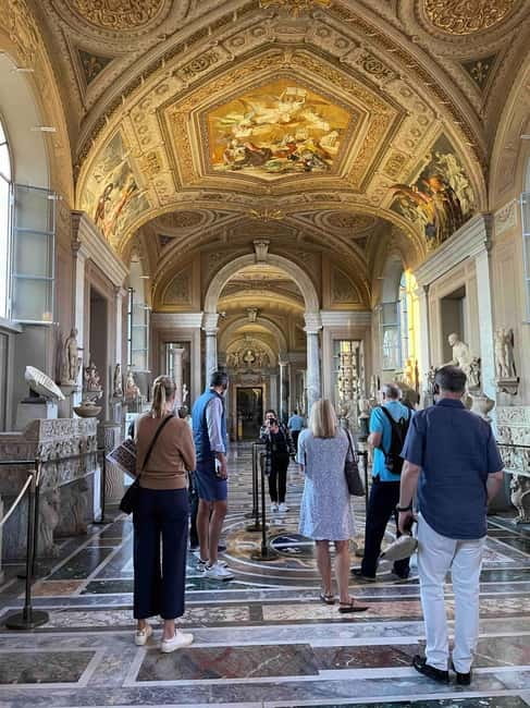 Sistine Chapel and Vatican Museums Small Group Tour - The Sistine Chapel: What to Look For Before You Look