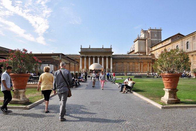 Skip the Line: Small Group Vatican & Sistine + Basilica Option - Sistine Chapel: How to Get More Out of a No-Speaking Space