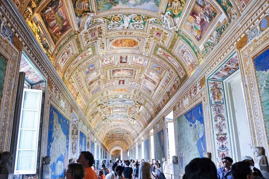 Skip-the-Line Tickets: Vatican Museum and Sistine Chapel - A Quick Word on Crowd-Focused Downsides and Refund Worries