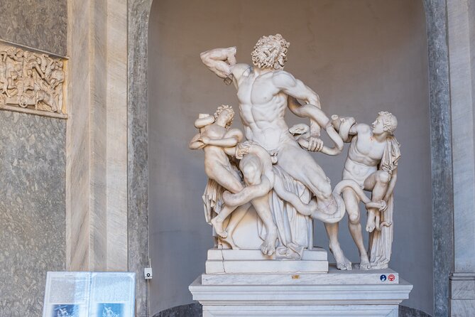Skip-the-Line Vatican Museum, Sistine Chapel & St Peter Basilica - St Peter’s Basilica: direct entry with a clear boundary on what you get