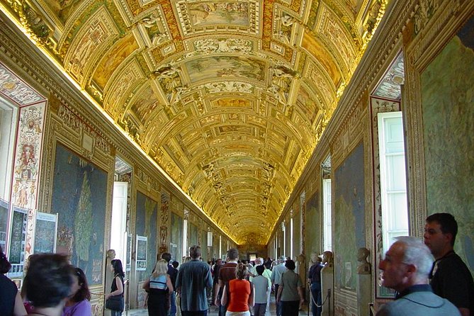 Skip the Line: Vatican Museums and Sistine Chapel Fast Track Admission Ticket - Sistine Chapel: Majestic Ceiling Time, With No Guarantee of Quiet