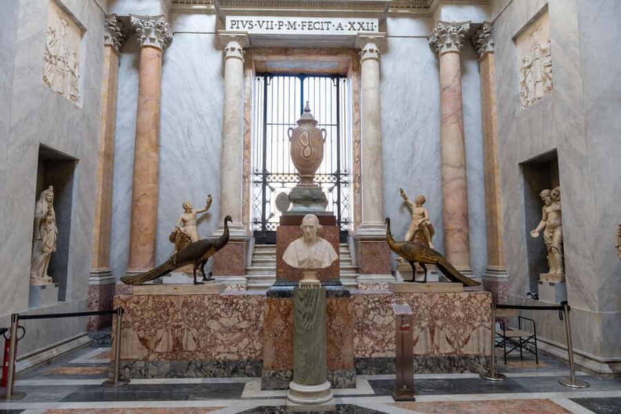 Skip-the-Line Vatican Museums & Sistine Chapel Entry ticket - Belvedere and Pinecone Courtyards: Small Stops With Big Impact