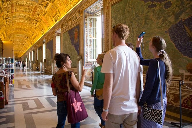 Skip-the-Line Vatican, Sistine Chapel & St. Peter's | Small Group - Small-Group Service: The Human Part (and the One Caution)