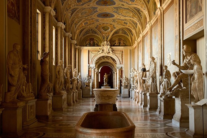 Skip the line Vatican & Sistine Chapel Tour - Dress code and security: the rules that can make or break your day