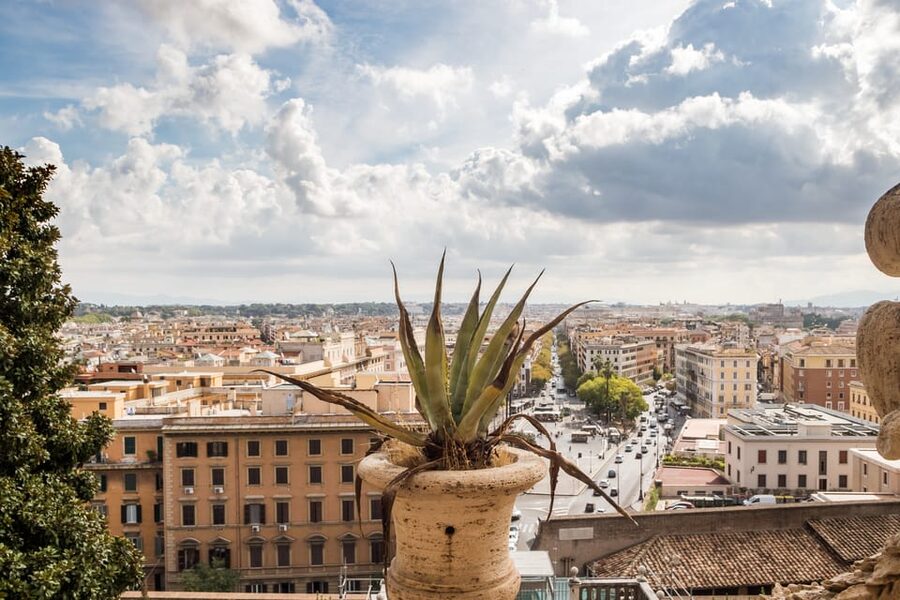 Skip-The-Ticket-Line Vatican Museums & Sistine Chapel Entry - Vatican Museums First Stops: Pinacoteca Courtyard and the Way the Buildings Flow