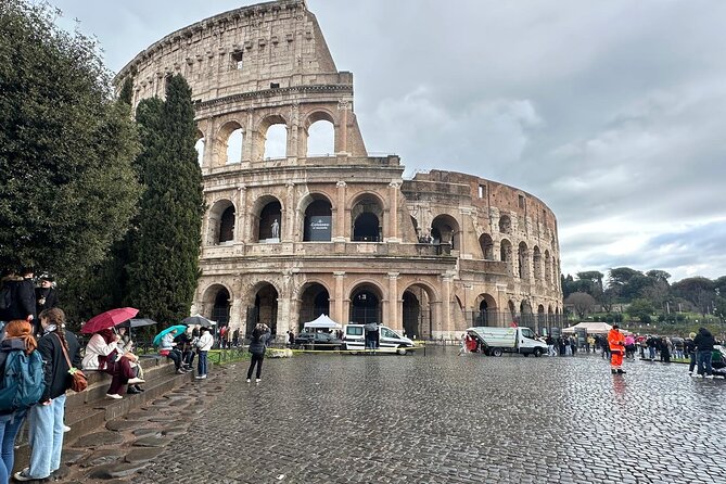 Small Group Guided Tour Of Colosseum, Roman Forum & Palatine Hill - Colosseum Levels and the Stories That Make It Click
