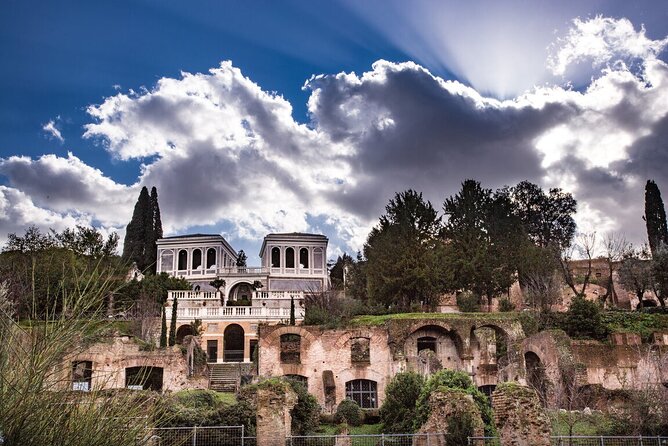 Small Group Tour: Colosseum & Roman Forum with Arena Floor Access - Meeting Points and Last-Minute Do’s