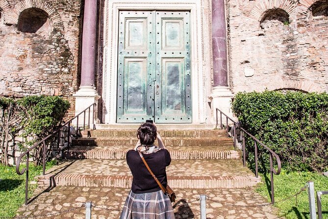 Small Group Tour: Colosseum & Roman Forum with Arena Floor Access - Who Should Book This Tour (and Who Might Not)