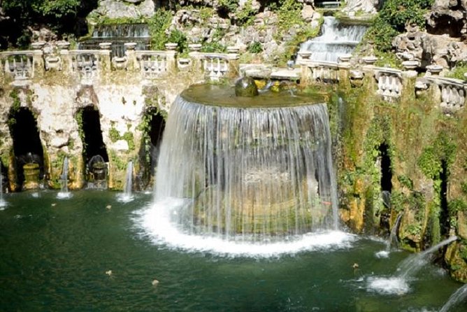 Small-Group Tour of Hadrian's Villa and Villa d'Este from Rome - Hadrian’s Villa (Villa Adriana): ruins big enough to feel unreal