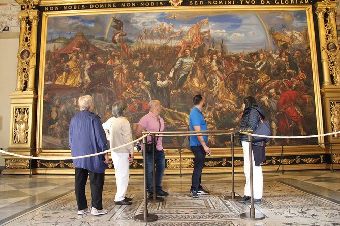 Spanish Small Group Tour of the Vatican Museums, Sistine Chapel & St. Peter's - Vatican Museums Highlights: A Fast Route Through Big Masterpieces