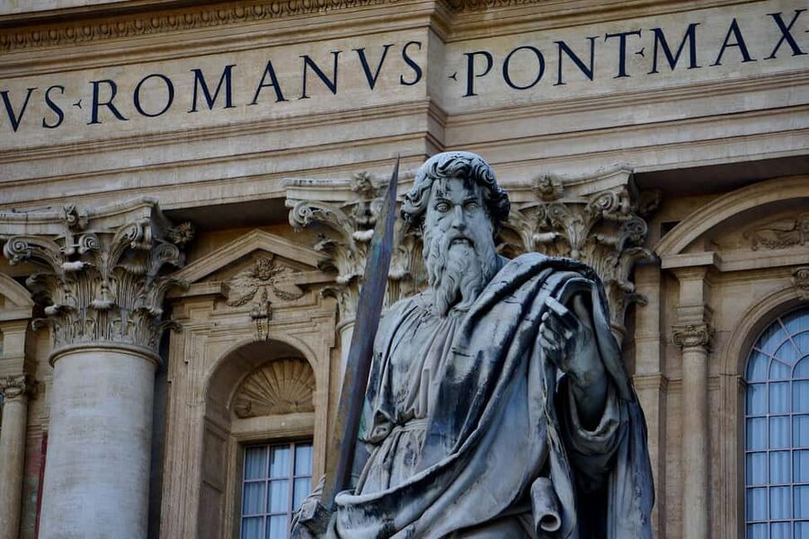 St. Peter’s Basilica and Vatican Grottoes Tour - Meeting just steps from St. Peter’s Square (and why that matters)
