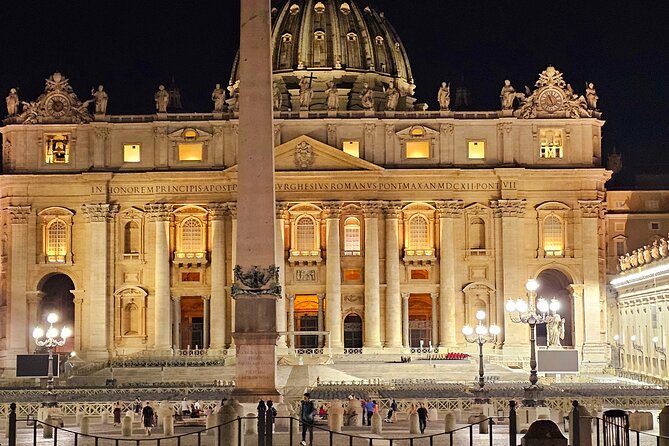 St. Peter's Basilica Dome to Underground Grottoes Tour - Logistics: meeting point, shoes, and staying oriented