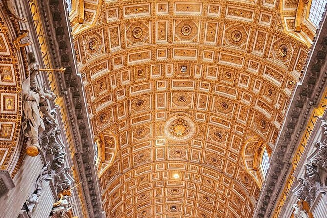 St. Peter's Basilica & Dome Tour with Professional Art Historian - Where the Tour Starts: Fast Entry at Borgo Vittorio