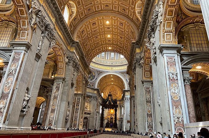 St. Peter’s Basilica Group Guided Tour - The Papal Grottoes: what you’ll see three meters below the altar