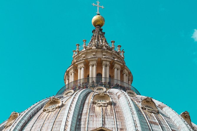 St. Peter's Basilica Guided Tour with Reserved Entrance - St. Peter’s Square start: Bernini’s illusion and picture-perfect framing
