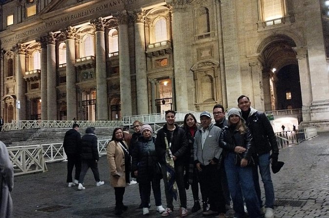 St. Peter’s Basilica Skip the Line Guided Tour - Headphones in a crowd: helpful tech, plus what to do if it fails