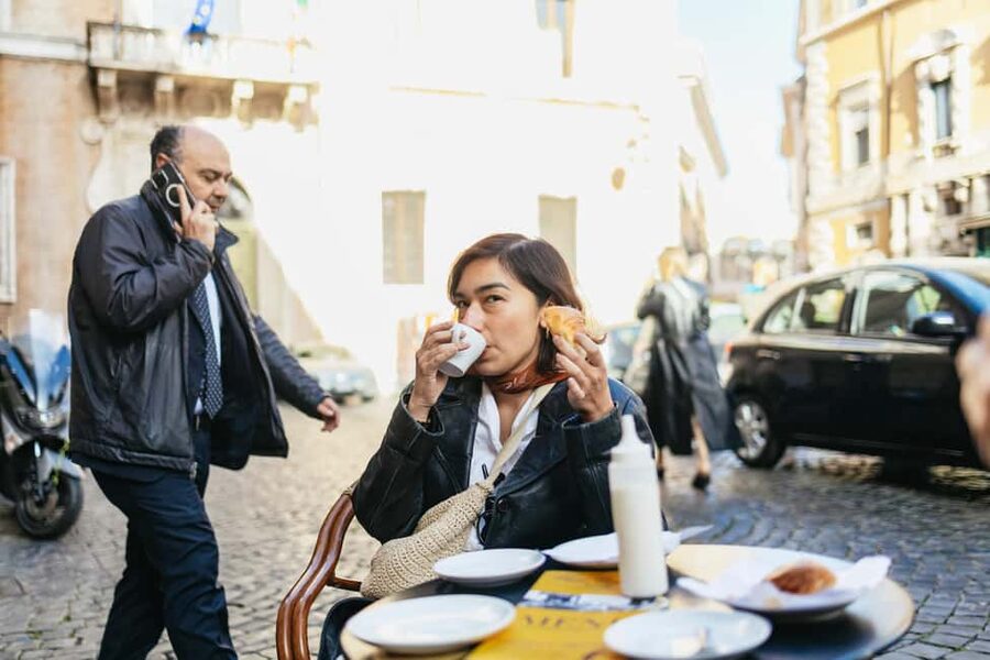Sunrise in Rome: Small Group E-Bike Tour & Italian breakfast - Key moments that make this ride worth it