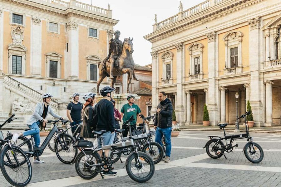 Sunrise in Rome: Small Group E-Bike Tour & Italian breakfast - Why sunrise + e-bikes is Rome’s best combo