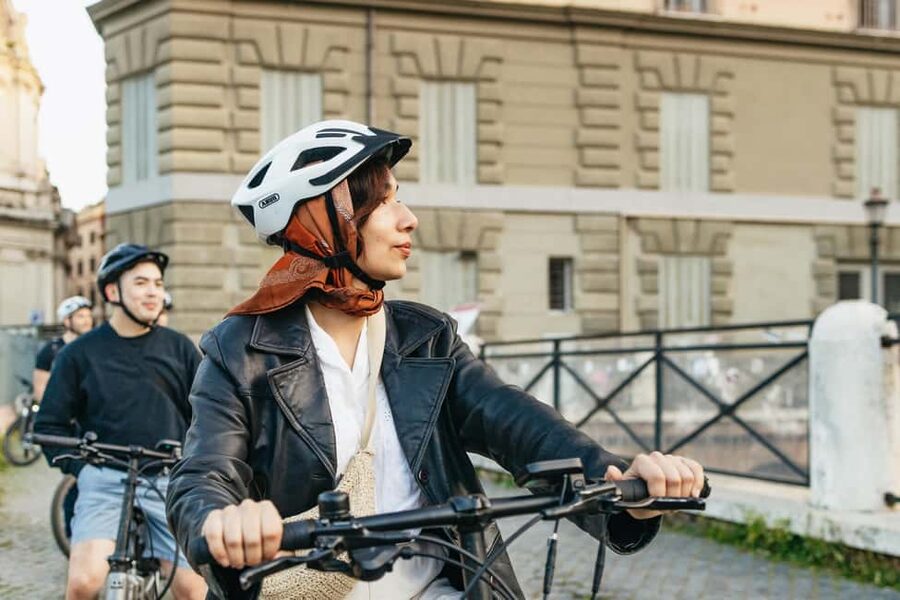 Sunrise in Rome: Small Group E-Bike Tour & Italian breakfast - Practical tips for a morning ride in Rome