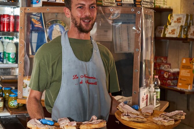Tastes of Trastevere: Pasta, Gelato & Roman Delights Food Tour - Stop 4: Spirito di Vino for Roman pasta plus wine or beer