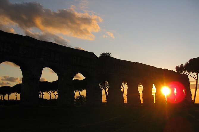 The ancient aqueducts of Rome - Entering Parco degli Acquedotti: the water park that feels local