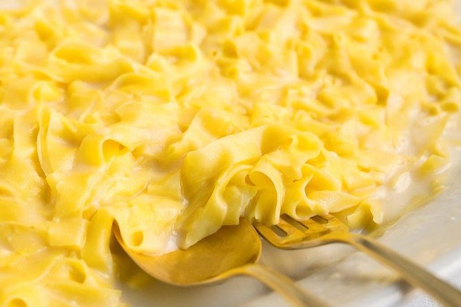 The Original Fettuccine Alfredo Experiences in Roma - Pasta-making class: what you learn (and what to not expect)