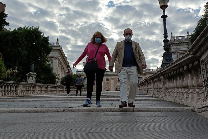 The Very Best Tour of Rome - Vittoriano, Trevi Fountain, and a quick dash through Rome’s shopping streets