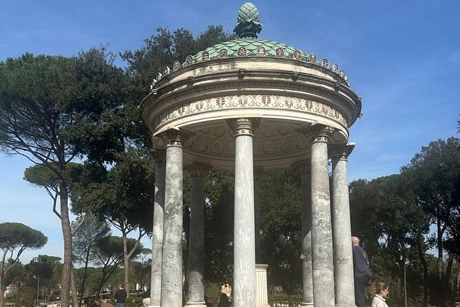 Tour at Villa Borghese ,Hotel pick-up, custom timetable - Your guide: how the storytelling changes the visit
