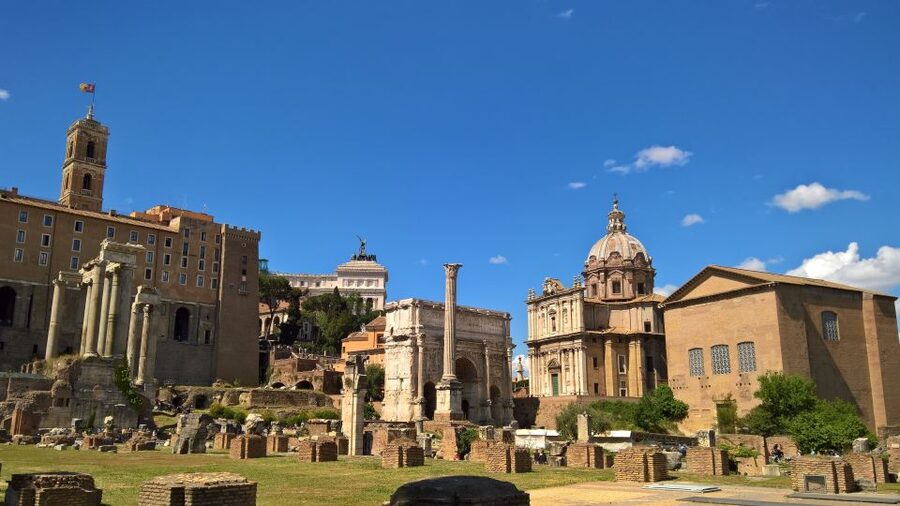 Tour of Colosseum & Roman Forum with Dutch Guide - Practical Tips: Shoes, Sun, and What to Bring