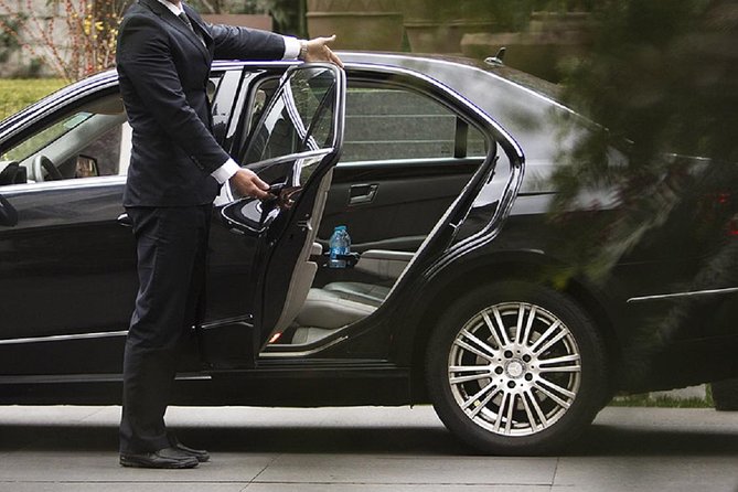 Transfer from Rome to Fiumicino Airport or Ciampino Airport - Why This Rome-to-Airport Transfer Feels Like the Easy Button
