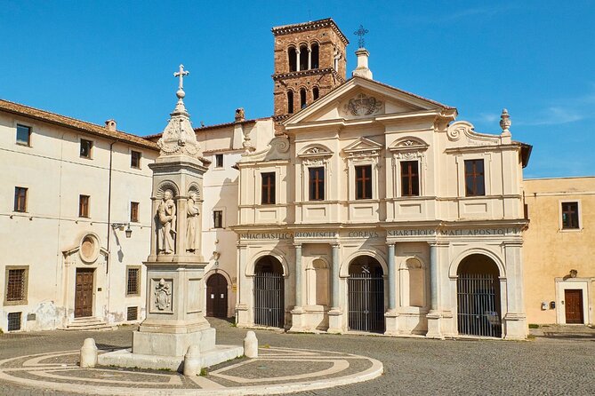 Trastevere & Campo de' Fiori Street Food Tour, Eat Like a Local - Basilica di Santa Maria in Trastevere and the fountain legend