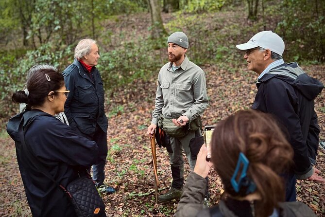 Truffle Hunting, Lunch & Cooking Class in Rome's Countryside - The Truffle Hunt: How the Dog Finds the Prize