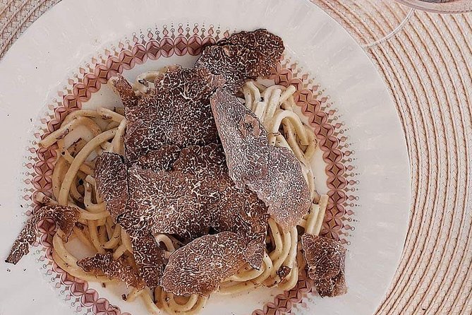 Truffle hunting near Rome with 7-course lunch - Group size, timing, and how to plan your day in Rome