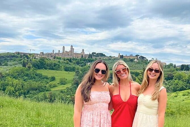 Tuscany Wine Tour: 2 Wineries & San Gimignano from Rome - Chianti winery stop: learning your way around wine flavors