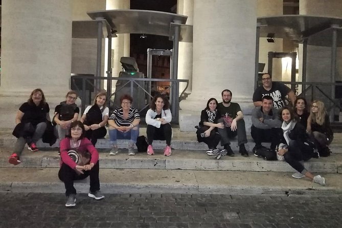 Twilight Treasures: An Evening Tour Through Rome's Rich History - Stop 1: Trevi Fountain after dark, the biggest moment first