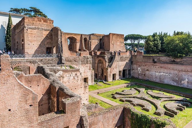 Ultimate Colosseum, Roman Forum & Palatine Hill Small Group Tour - Palatine Hill: Where Roman Elites Lived and the Legend Still Hovers