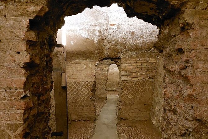 Ultimate Underground Tour in Rome - Basilica di San Clemente: three levels of Rome in one visit