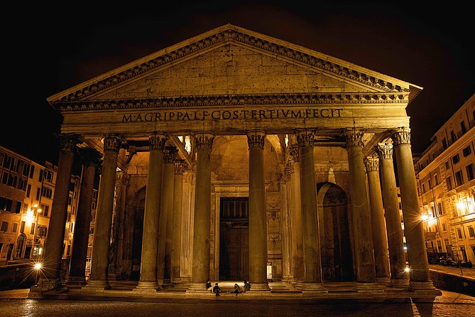 Unique Rome by Night, Photo Tour and Workshop Under the Stars - Castel Sant’Angelo at 9:00 pm: start with light, power, and a perfect reflection
