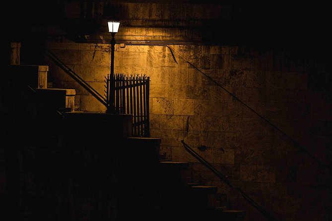 Unique Rome by Night, Photo Tour and Workshop Under the Stars - St. Peter’s Square: Bernini’s porches, the fountain, and the basilica outline
