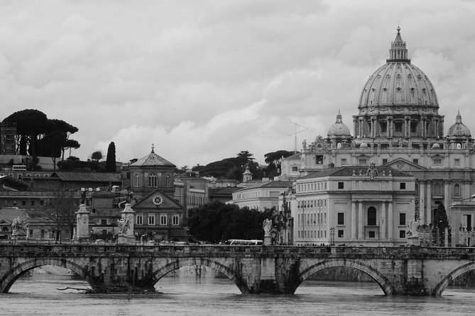Vaticaans Museum en Sixtijnse Kapel in Nederlands - Meeting at Caffè Vaticano and Getting Into the Right Flow