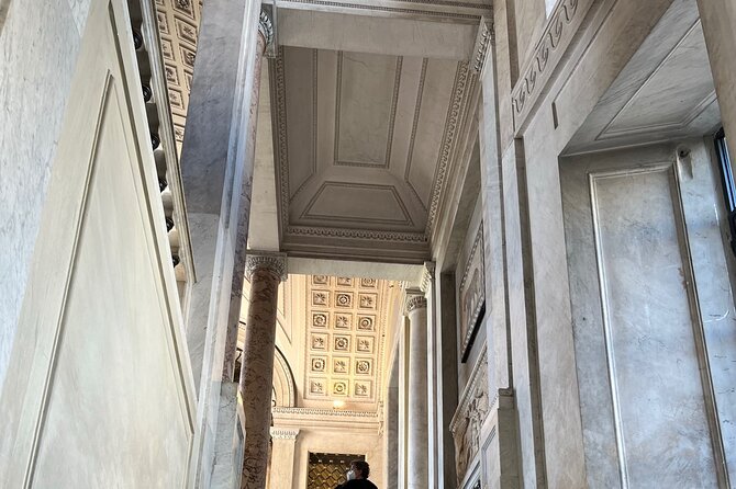 Vatican and Sistine Chapel Semi-Private Guided Tour - St. Peter’s Basilica (about 30 minutes): major masterpieces, guided routing, then time to breathe