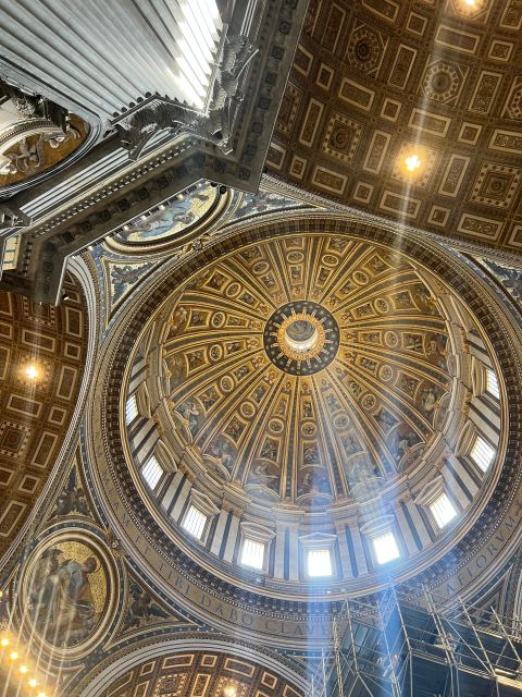 Vatican City: Saint Peters Basilica with Option Selected - Languages and Hearing Your Guide in a Loud, Crowded Place