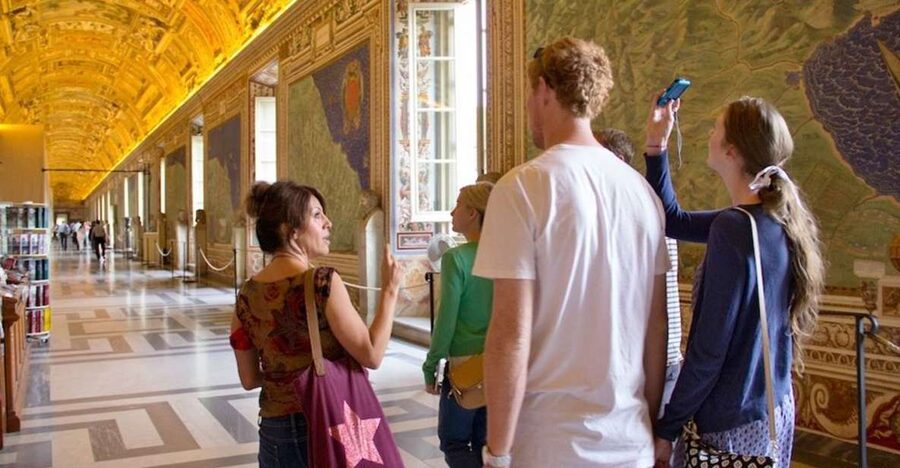 Vatican: Early Entry to Museums, Sistine Chapel & St Peter's - Vatican Museums for 2.5 Hours: The Value of a Guide’s Route