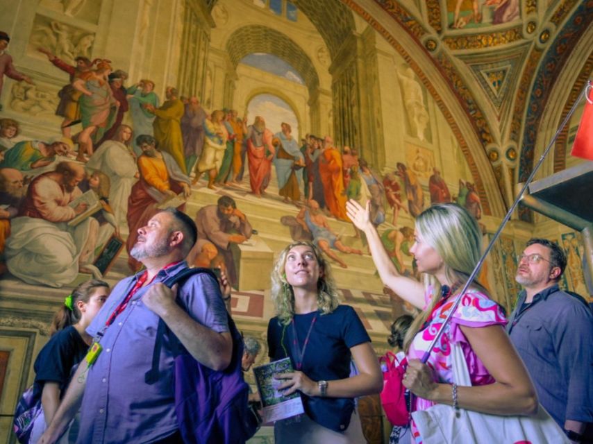 Vatican Evening Tour: Vatican Museums & Sistine Chapel - Cortile del Belvedere: the courtyard moment that resets your brain