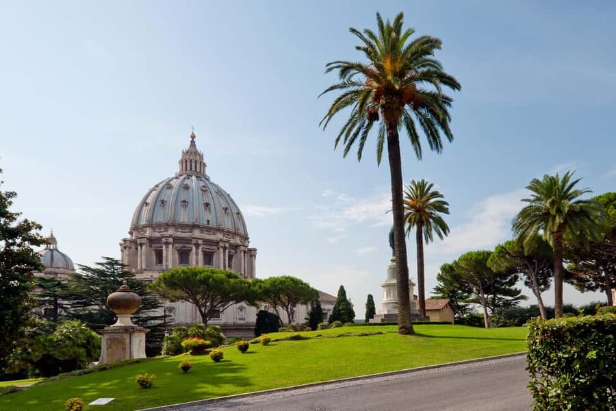 Vatican Gardens & Castel Sant'Angelo Skip-the-line tickets - Vatican Gardens by minibus: the calm start most people miss