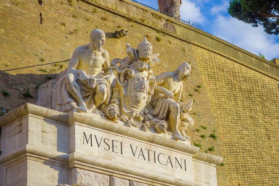 Vatican: Gardens, Museums and Sistine Chapel Guided Tour - Sistine Chapel: what to expect when the ceiling takes over