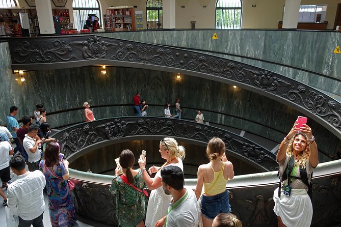 Vatican Museum and Sistine Chapel Skip-the-Line Guided Group Tour and tickets - Raphael Rooms (Stanze di Raffaello): the short stop that still matters